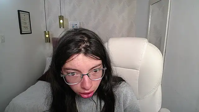 alllyson  online show from January 2026 07:37:02 PM