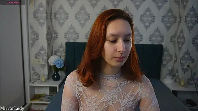 Snapshot of LilyannRosse chatting on April 2026 07:11:02 AM LilyannRosse online show from April 2026 07:11:02 AM