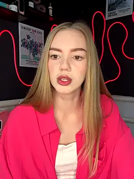 MilaMoone online show from October 2025 10:37:02 AM