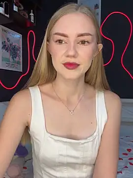 MilaMoone online show from October 2025 11:33:02 AM