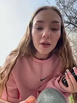 MilaMoone online show from March 2026 11:03:01 AM