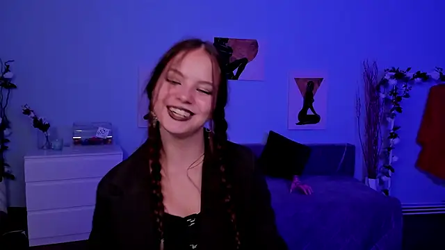 Snapshot of BetsyKiss chatting on October 2025 05:12:02 PM BetsyKiss online show from October 2025 05:12:02 PM