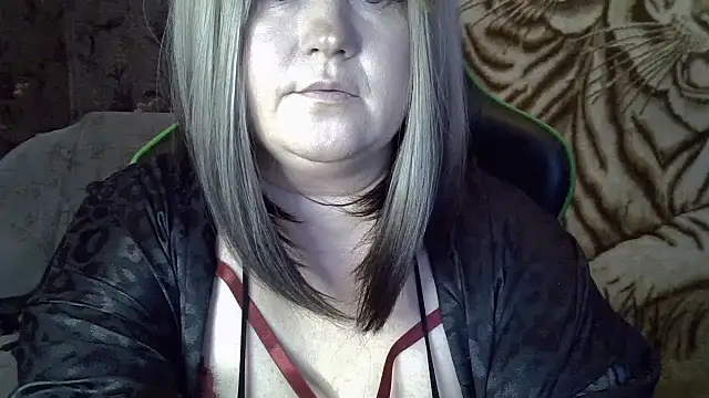 YuliiaSan online show from September 2025 02:22:01 PM