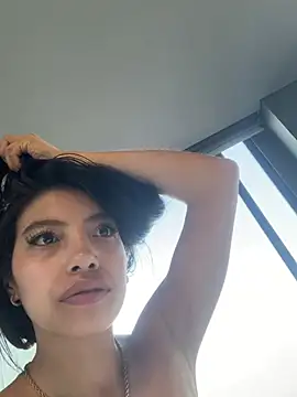 Snapshot of Tiffany_Low chatting on February 2026 12:06:01 PM Tiffany Low online show from February 2026 12:06:01 PM