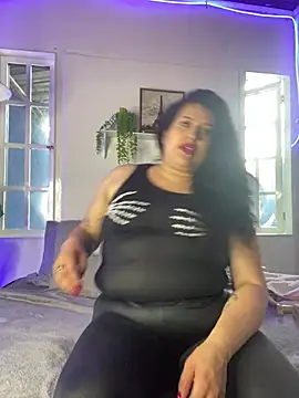 Snapshot of Andrea_secret_ chatting on June 2026 01:41:02 PM Andrea secret online show from June 2026 01:41:02 PM