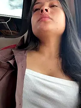 Karla 1-2 online show from September 2025 07:06:02 PM