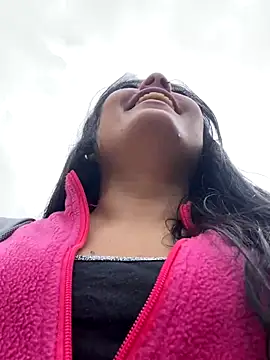 Karla 1-2 online show from October 2025 07:54:02 PM