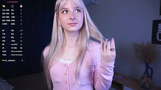 FridaAaberg online show from September 2025 07:12:01 AM