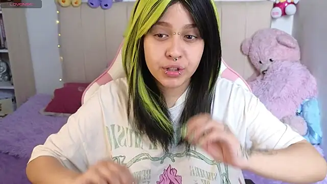 NekoWaifu online show from May 2026 03:09:01 PM