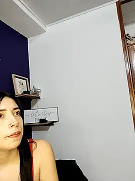 Snapshot of SarayGray chatting on September 2025 07:07:02 PM SarayGray online show from September 2025 07:07:02 PM