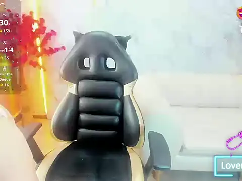 Isabella Blondetf online show from October 2025 08:06:02 PM