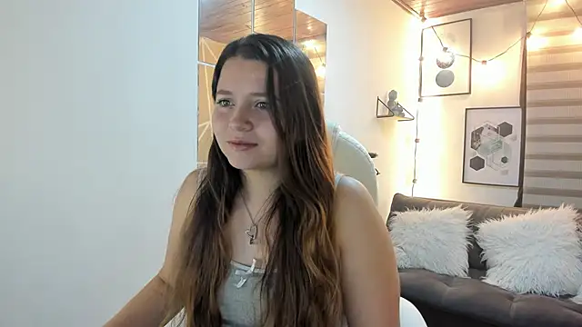 Snapshot of sophiee09_ chatting on October 2025 01:54:01 PM sophiee09 online show from October 2025 01:54:01 PM