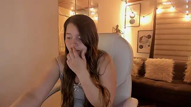 Snapshot of sophiee09_ chatting on October 2025 01:56:02 PM sophiee09 online show from October 2025 01:56:02 PM