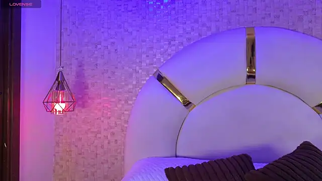 paulina cano online show from October 2025 07:25:02 PM