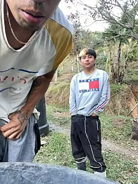 sky-wolves online show from September 2025 10:46:02 PM