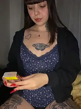 Snapshot of ravenadark chatting on October 2025 01:42:02 AM ravenadark online show from October 2025 01:42:02 AM