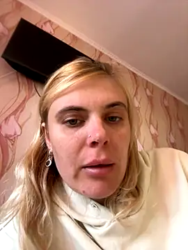 JeslyNomert online show from September 2025 11:58:01 AM