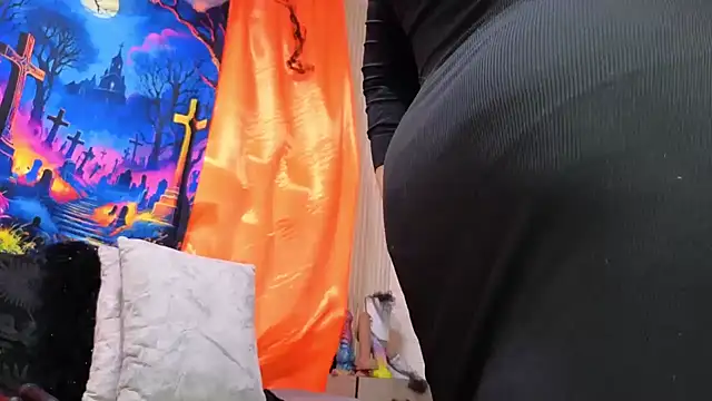 sofiagutierrez   online show from October 2025 03:06:02 AM