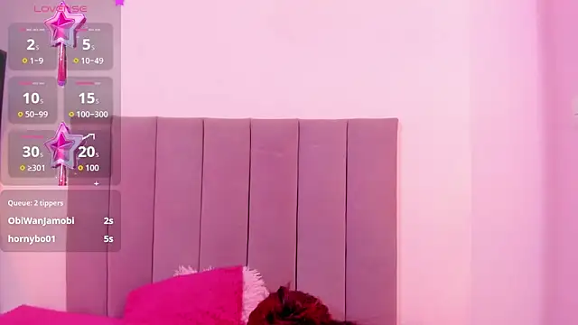 Snapshot of HoollyHendrix chatting on October 2025 08:46:02 PM HoollyHendrix online show from October 2025 08:46:02 PM