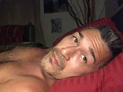 countryboi2002 online show from October 2025 03:52:02 AM