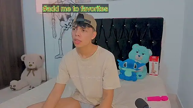 Snapshot of Zacktorres_ chatting on October 2025 10:15:01 PM Zacktorres online show from October 2025 10:15:01 PM