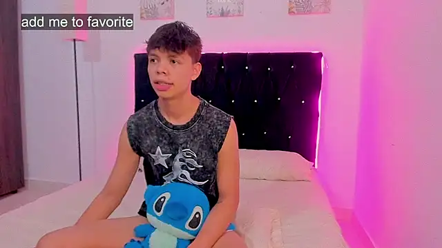 Snapshot of Zacktorres_ chatting on November 2025 11:07:02 PM Zacktorres online show from November 2025 11:07:02 PM