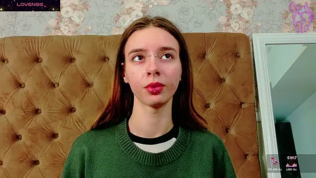 CoraVex online show from November 2025 03:39:01 AM