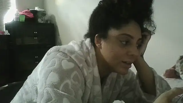 Snapshot of Dallasstar chatting on October 2025 07:58:01 PM Dallasstar online show from October 2025 07:58:01 PM