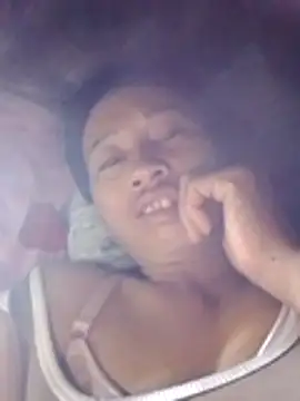 donna-bae online show from November 2025 09:28:01 PM