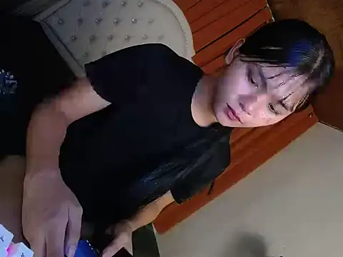 Snapshot of sweet_athena chatting on April 2026 01:52:02 PM sweet athena online show from April 2026 01:52:02 PM