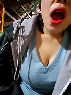 CicumBae online show from October 2025 11:51:02 PM