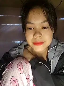 CicumBae online show from November 2025 12:24:01 AM