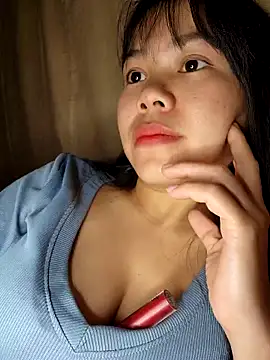 CicumBae online show from November 2025 09:27:02 PM