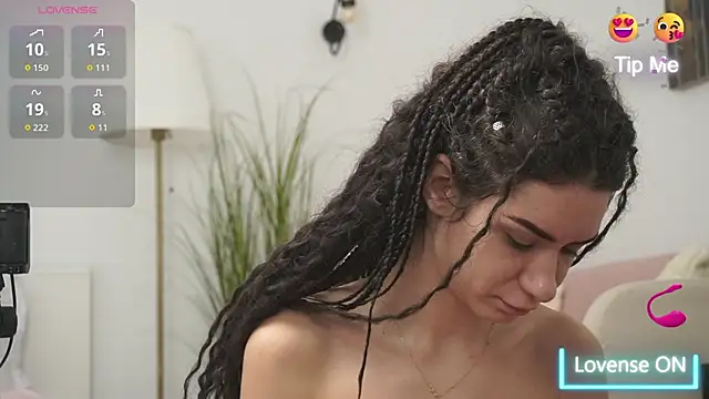 adisson fox online show from November 2025 07:05:02 AM