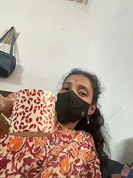 Snapshot of sweetreddy-02 chatting on October 2025 05:28:01 AM sweetreddy-02 online show from October 2025 05:28:01 AM