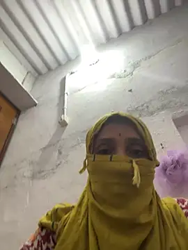 Snapshot of sweetreddy-02 chatting on October 2025 01:45:02 PM sweetreddy-02 online show from October 2025 01:45:02 PM