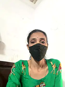 Snapshot of sweetreddy-02 chatting on November 2025 06:12:02 AM sweetreddy-02 online show from November 2025 06:12:02 AM