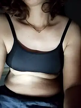 Poppy-y online show from September 2025 10:34:02 PM