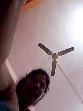 Hott locky online show from October 2025 09:47:01 PM