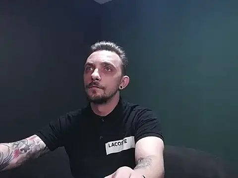 guesswhatbitch online show from September 2025 04:51:02 PM