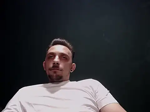 guesswhatbitch online show from September 2025 07:41:02 PM