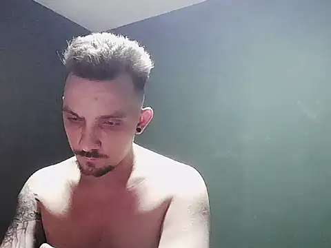 guesswhatbitch online show from October 2025 11:47:02 PM