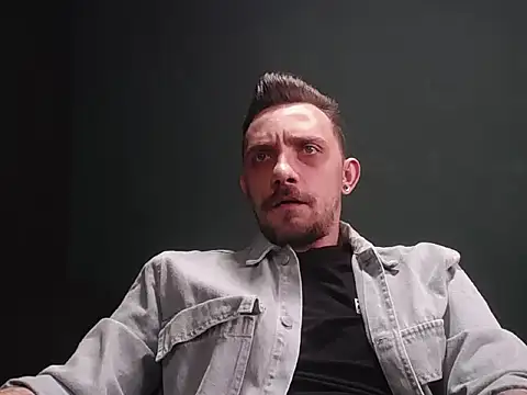 guesswhatbitch online show from November 2025 10:37:01 AM