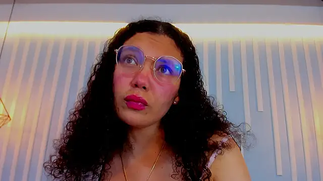 SweetStarr  online show from October 2025 01:55:02 PM