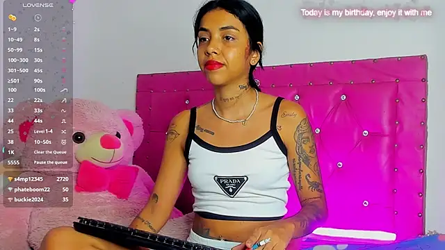 dahiiangomezz online show from June 2026 11:40:01 PM