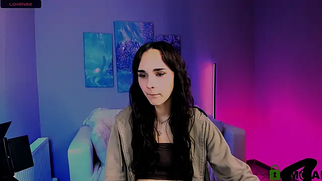 ariana ross7 online show from September 2025 07:38:01 PM