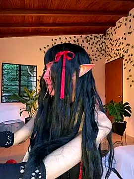 Nymphel1Moth online show from November 2025 10:43:02 PM