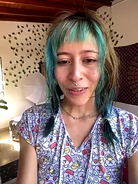 Nymphel1Moth online show from November 2025 02:39:02 PM