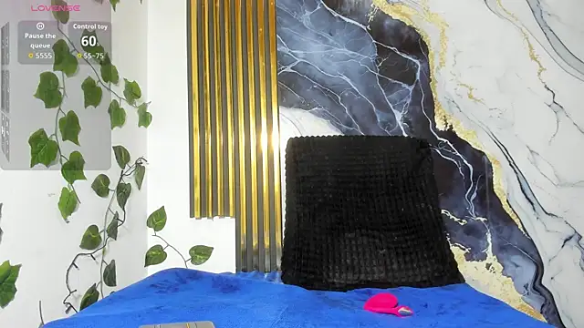 brittanyy20 online show from November 2025 09:58:01 AM