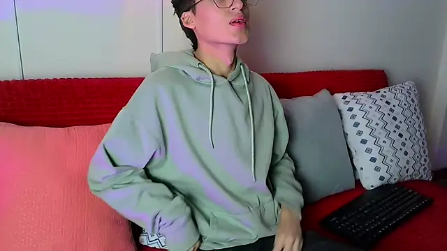 Snapshot of bellmontneon chatting on October 2025 11:27:02 AM bellmontneon online show from October 2025 11:27:02 AM